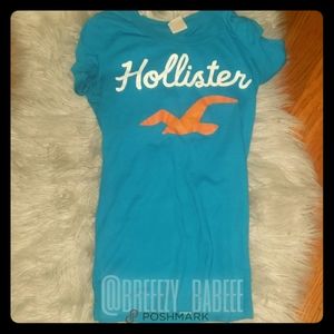 Hollister Shortsleeves Shirt - Like New Condition!